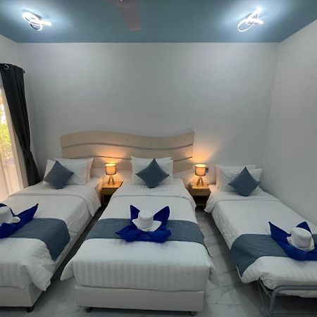 Infinity Beach Dhigurah Dhigurah  Exterior foto