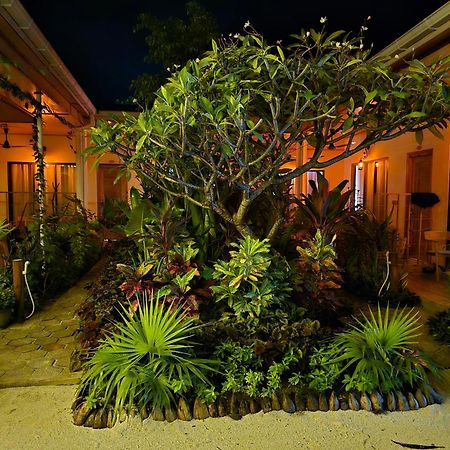 Infinity Beach Dhigurah Dhigurah  Exterior foto